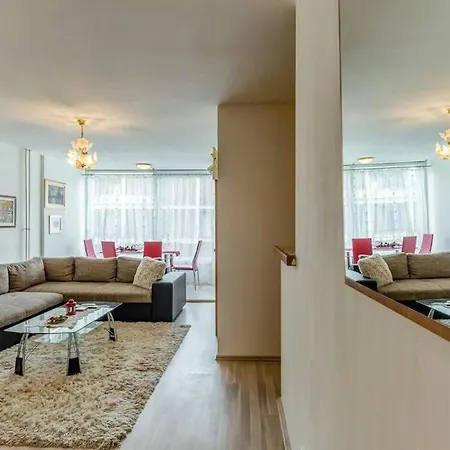 Διαμέρισμα Tara