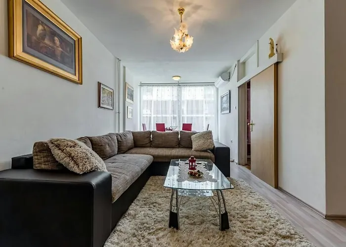 Tara Apartment Split